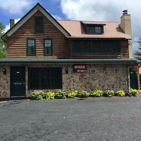 Pine Knoll Hotel Lakeside Lodge & Cabin Old Forge Εξωτερικό φωτογραφία