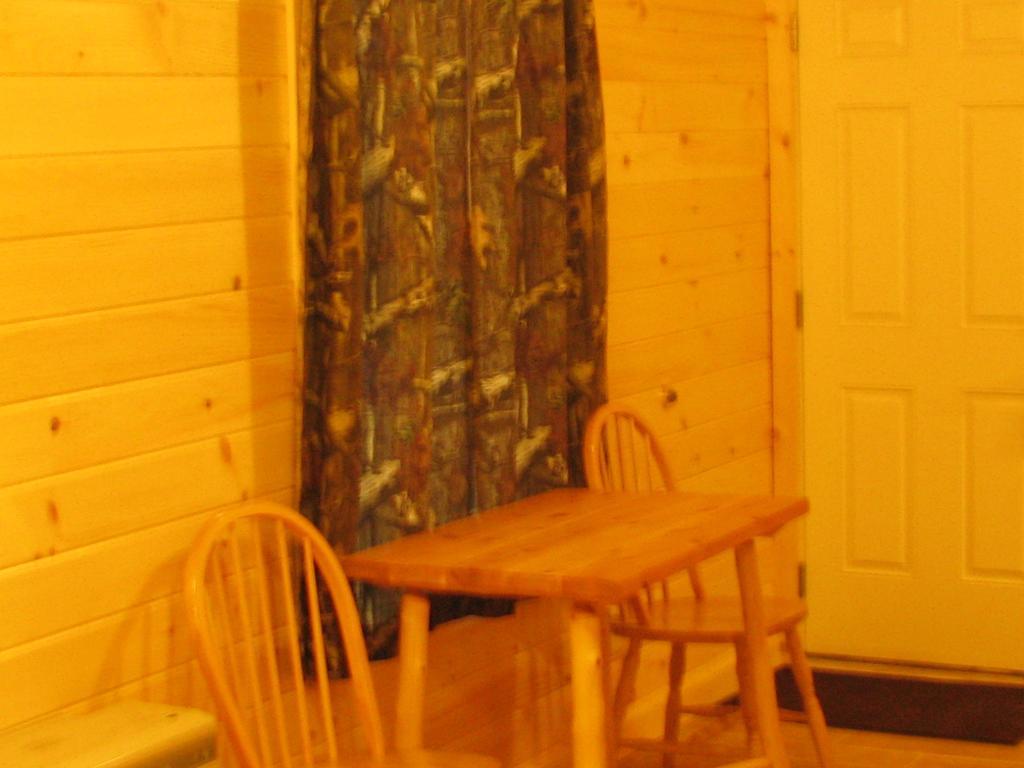 Pine Knoll Hotel Lakeside Lodge & Cabin Old Forge Δωμάτιο φωτογραφία