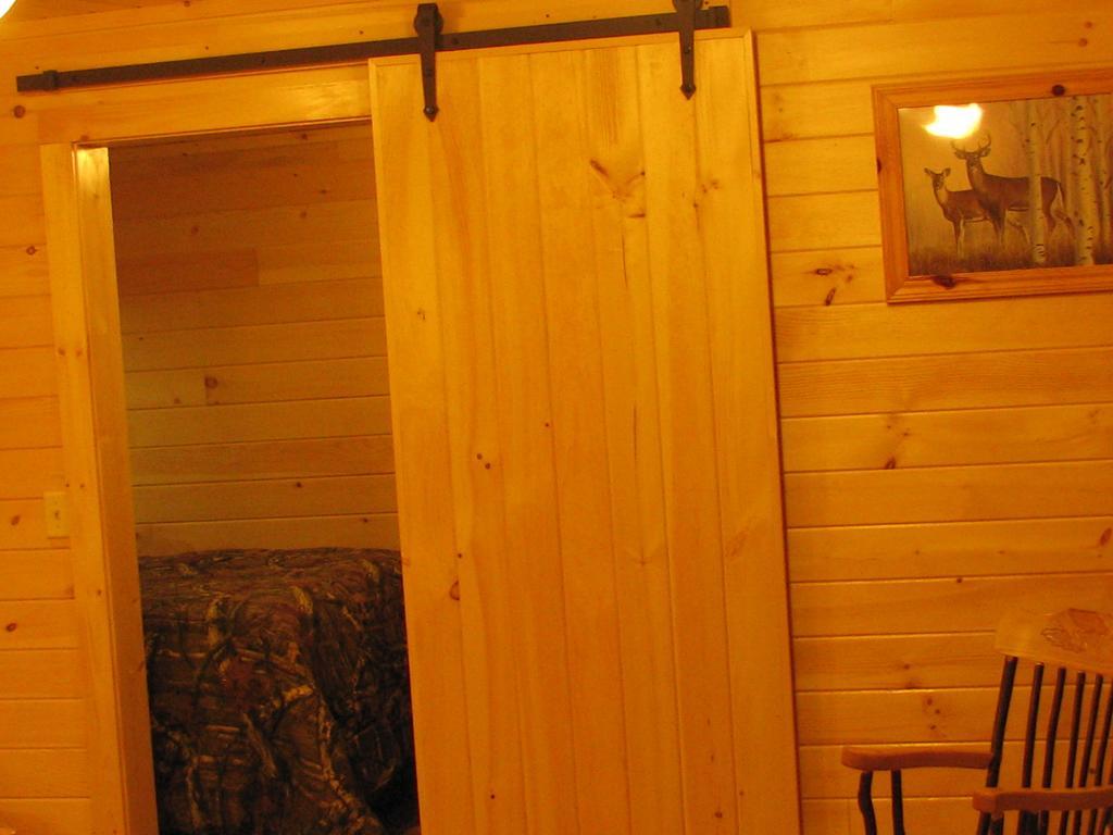 Pine Knoll Hotel Lakeside Lodge & Cabin Old Forge Δωμάτιο φωτογραφία