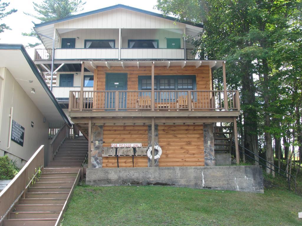 Pine Knoll Hotel Lakeside Lodge & Cabin Old Forge Εξωτερικό φωτογραφία