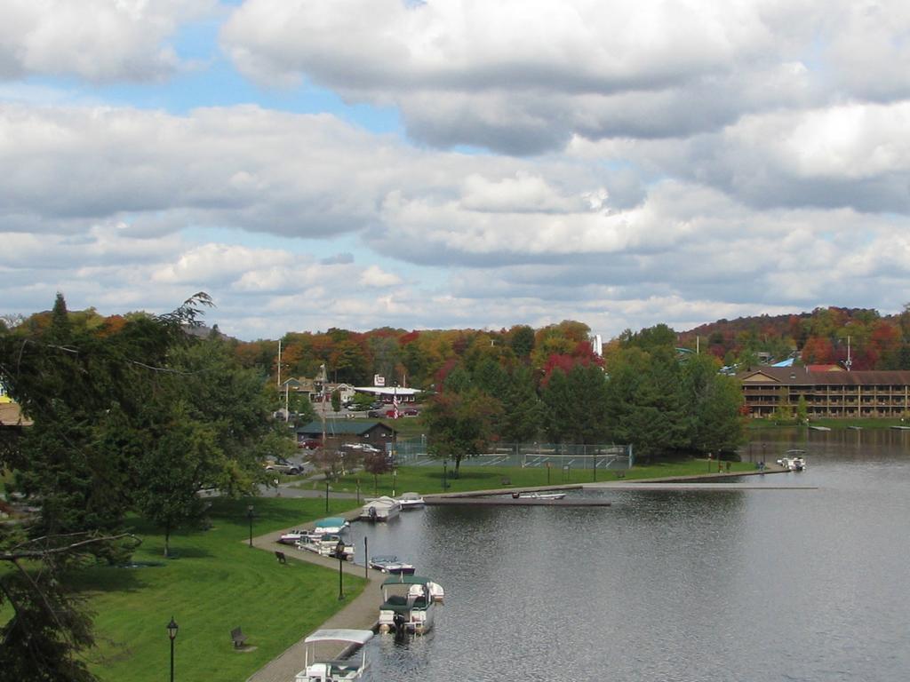 Pine Knoll Hotel Lakeside Lodge & Cabin Old Forge Δωμάτιο φωτογραφία