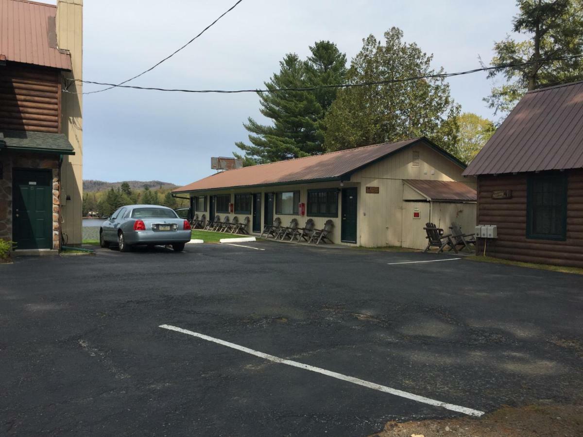 Pine Knoll Hotel Lakeside Lodge & Cabin Old Forge Εξωτερικό φωτογραφία