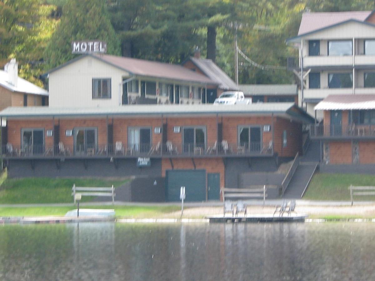 Pine Knoll Hotel Lakeside Lodge & Cabin Old Forge Εξωτερικό φωτογραφία